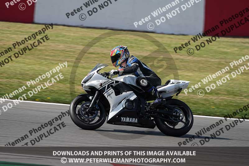 donington no limits trackday;donington park photographs;donington trackday photographs;no limits trackdays;peter wileman photography;trackday digital images;trackday photos